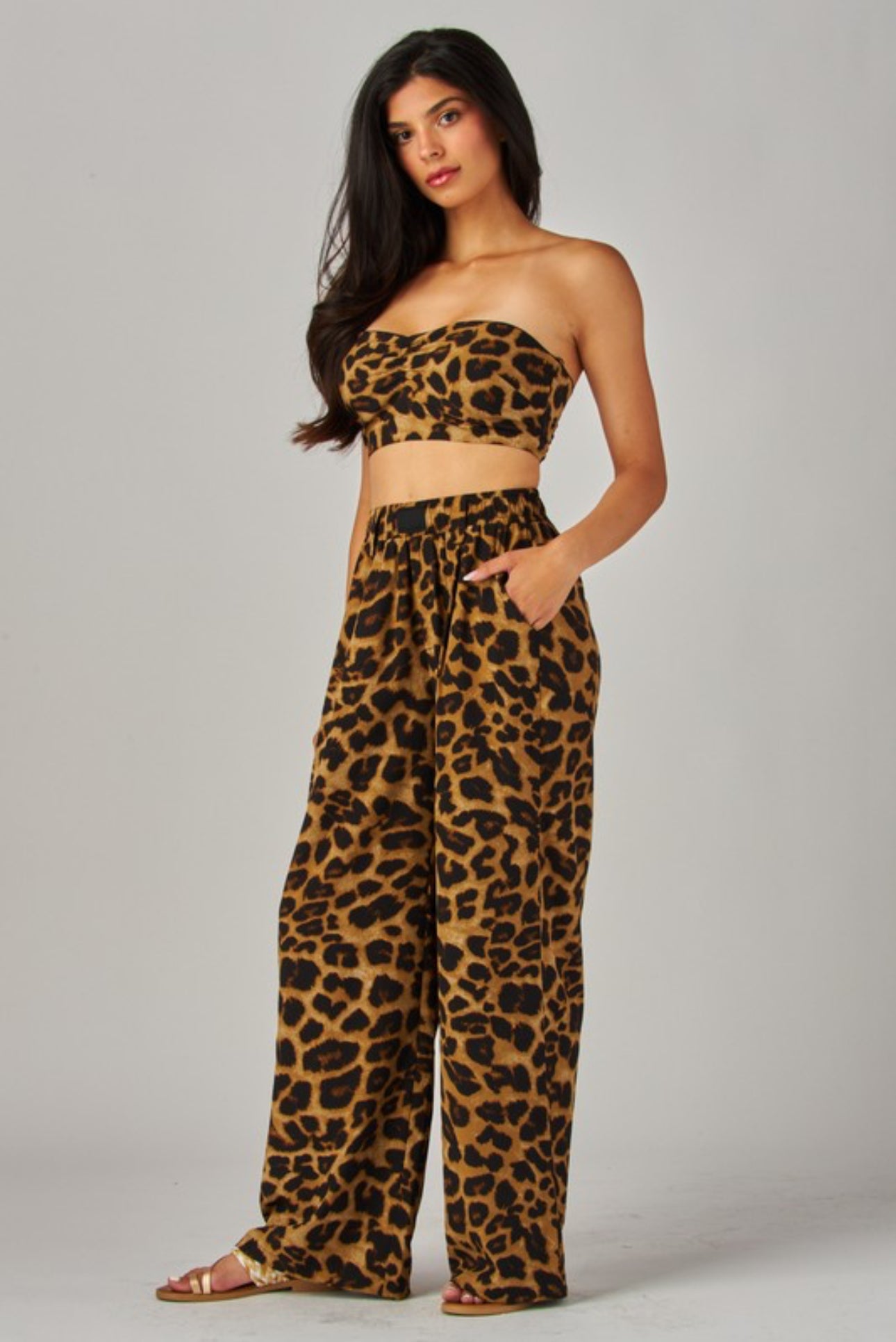 Bold leopard bandeau & pant set