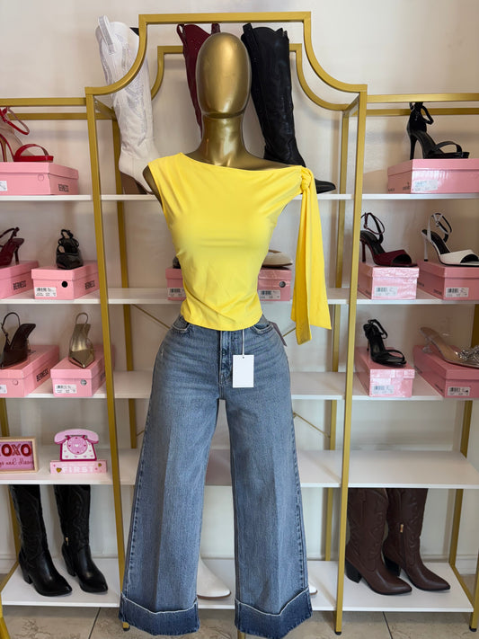 Muse Knot Shoulder Top – Butter Yellow